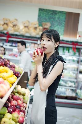 外回り中に突然の大雨一雨宿