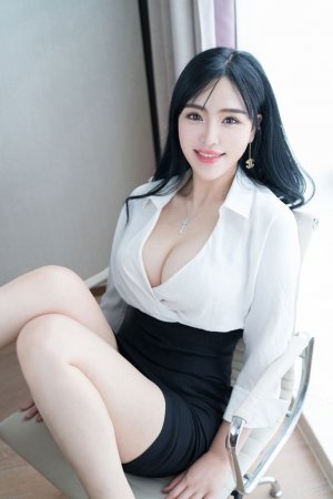 办公室荡乳欲伦交换BD电影