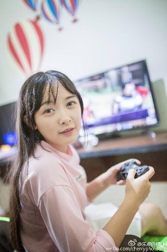 少女在线观看高清完整版免费动漫,暴躁少女CSGO视频