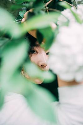 诱女偷伦初尝云雨H